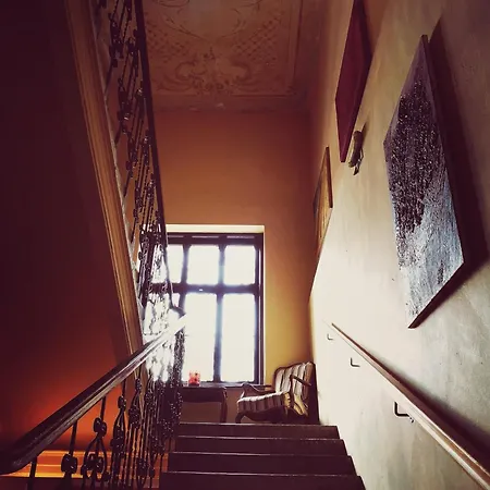 The Villa, Center Guest house *