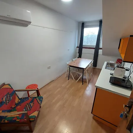 The Villa, Center Guest house *
